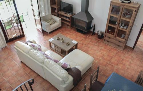 Hornachuelos House | Nice Home In Hornachuelos With Wifi