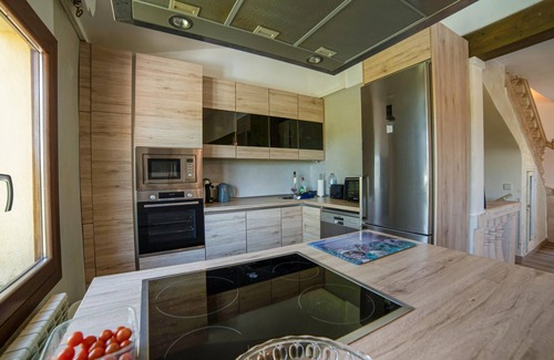 Montuiri House | Nice home in Montuiri with kitchen