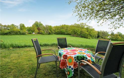 Angelholm Municipality House | Nice Home In Munka-Ljungby With Wifi