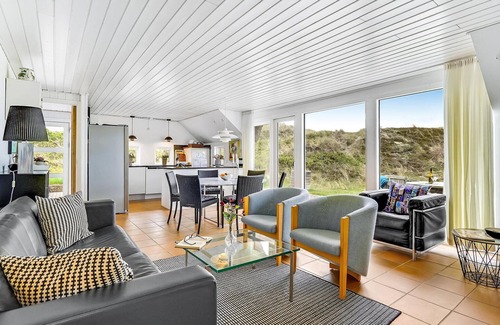 Houvig Strand House | Nice home in Ringkøbing with sauna