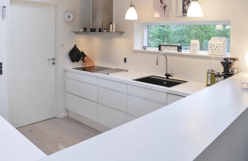 Klegod Strand House | Nice home in Ringkøbing with kitchen