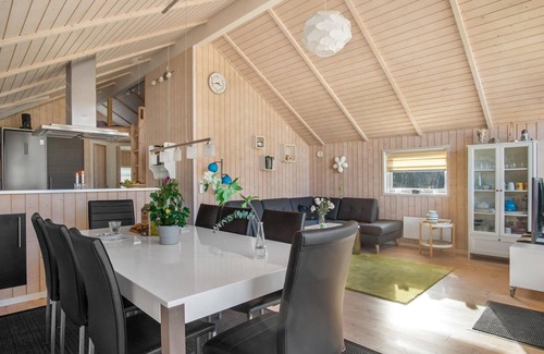 Sjllands Odde House | Nice home in Sjællands Odde with sauna
