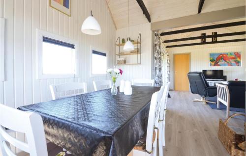 Klitmoller House | Nice Home In Thisted With Kitchen