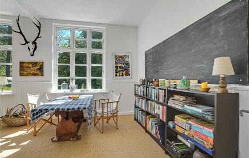 Tim House | Nice Home In Tim With Kitchen