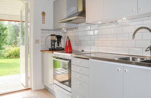 Torsby House | Nice home in Torsby with kitchen