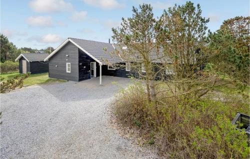 Vejers Strand House | Nice Home In Vejers Strand With Kitchen