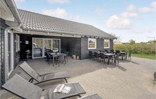 Vejers Strand House | Nice Home In Vejers Strand With Kitchen