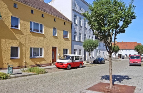 Mecklenburgische Kleinseenplatte House | Nice home in Wesenberg with kitchen