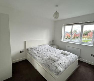 Manchester House | Nice house close to the city centre and stadium