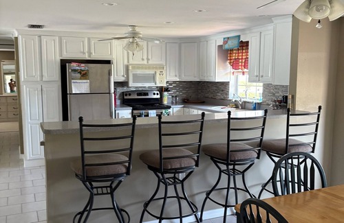 Englewood South House | Nice house,Nice neighborhood,pool home