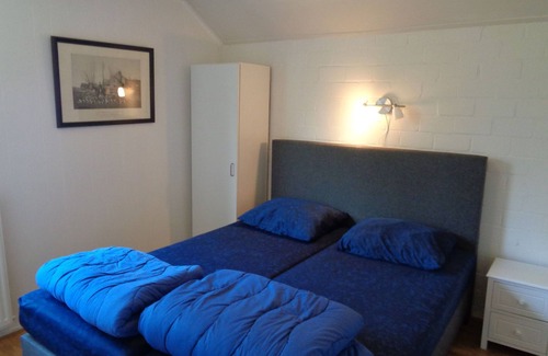 Stramproy House | Nice house with a microwave, located near a pond
