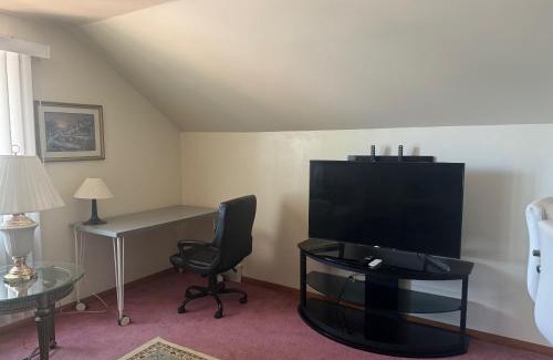 Cheektowaga Apartment | Nice & Lovely Family-Friendly Close to all