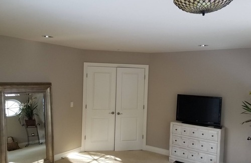 South Juanita House | Nice neighborhood, convenient location