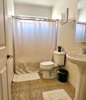 The Section Seven House | Nice Private Room Close to Red Rock & Las Vegas Strip #3