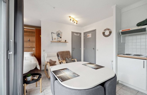 Blankenberge Apartment | Nice studio near the beach