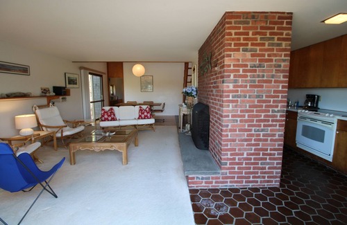 Wellfleet House | Nicely Furnished Home, Close to Lt. Island (1641)