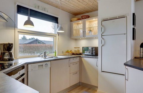 Hou House | "Nico" - 1.1km from the sea by Interhome