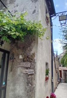 Campiglia d'Orcia Apartment | Nicolas House