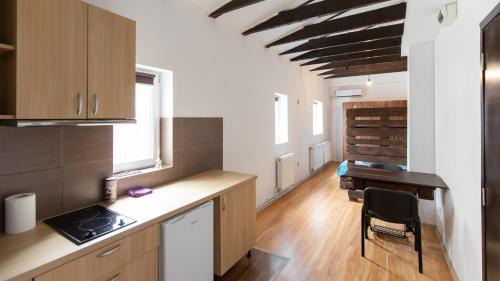 Dorobanti Apartment | Nicole's Dorobanti Studio