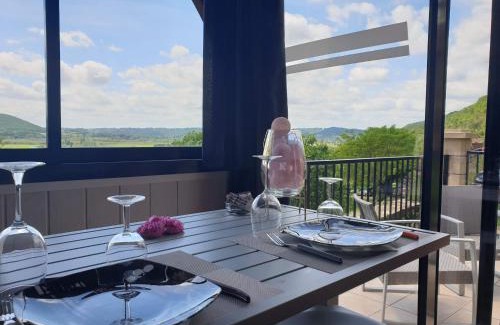 Bezenac House | NiD'Amour le Rossignol