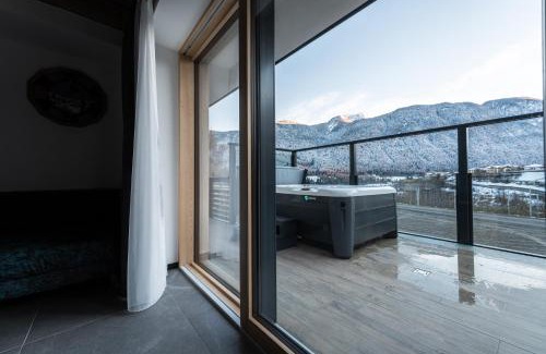 Male Apartment | Nidaris - Luxury Private Spa Suites