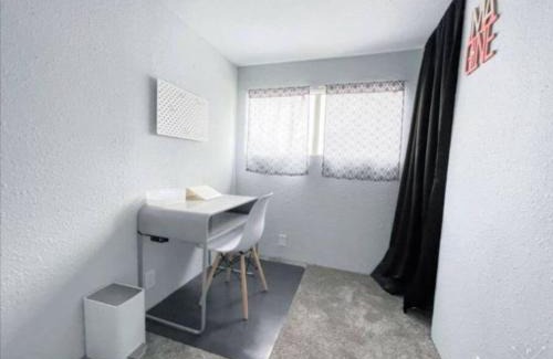 Visalia House | Nifty Trailer With Spacious Parking