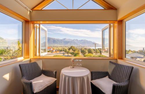 Kaikoura Bed & Breakfast | Nikau Lodge