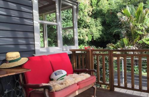 New Plymouth Villa | Nikau Retreat