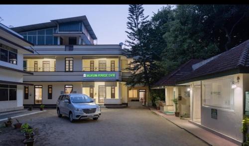 Kalady House | Niki Haven