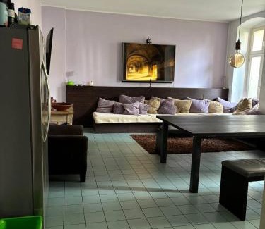 Prenzlauer Berg Apartment | Nikolas Cosy flat on Choriner street