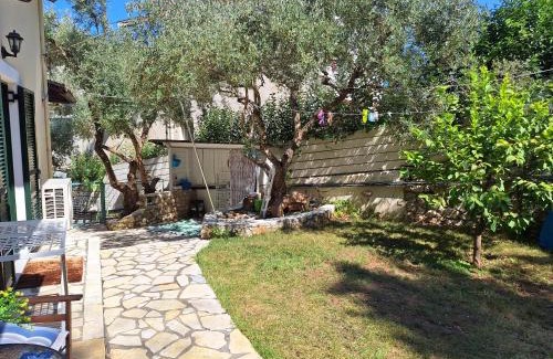Asprogerakata Villa | Nikolas Villa