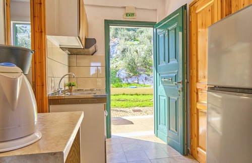 Apraos Apartment | Nikos Kalamaki Corfu Studio 6