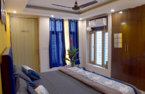 Dehradun Apartment | Nilay Single AC Room