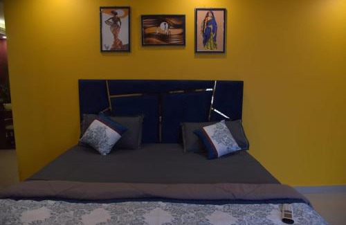 Dehradun Apartment | Nilay Single AC Room