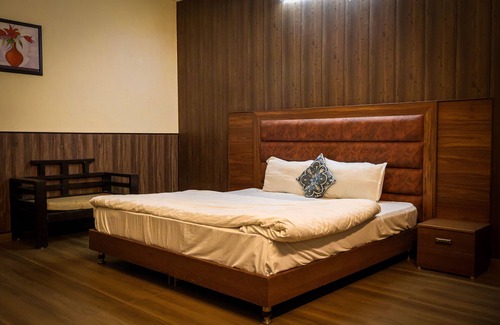 Bullawala Hotel | nIndulge in the ultimate retreat, where paradise awaits you at every turn.