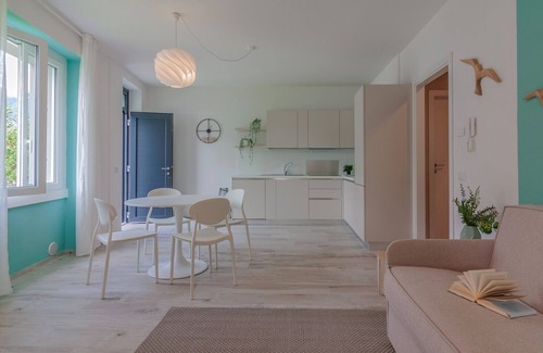 Lezzeno Apartment | Ninfea Apartments by Wonderful Italy - Arctic