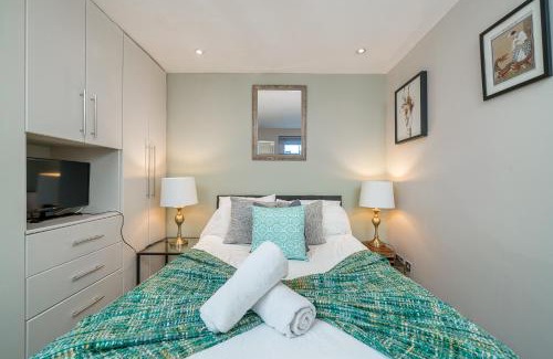 Redcliffe Apartment | Niru Experience Hidden Gem In Chelsea 2bd 2ba