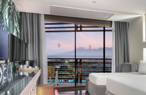 Lara Hotel | Nirvana Cosmopolitan