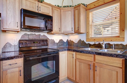 Estes Park Condo | Nisa Mountain 36 - 2 Br Condo with Lake and Mountain Views