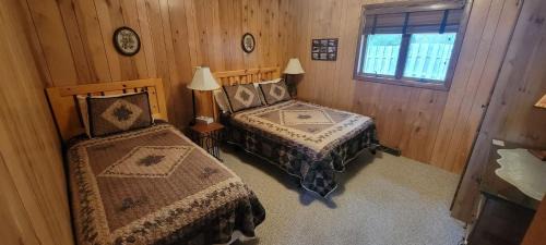 Minocqua House | Nitschke's Resort Cabin #7