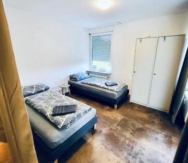 Freiberg am Neckar Apartment | nJoy! Comfort & Spacious - Balkon - gratis WLAN - perfekt für Work & Travel