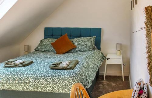 Foxley House | No 1 Fox Burrow-Uk44306