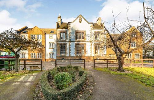 Banbury Apartment | No.12 - The Meadow