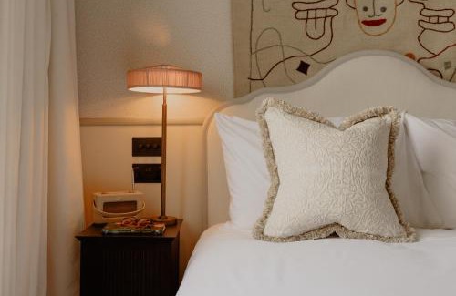 Seafront Hotel | No.124 by GuestHouse, Brighton