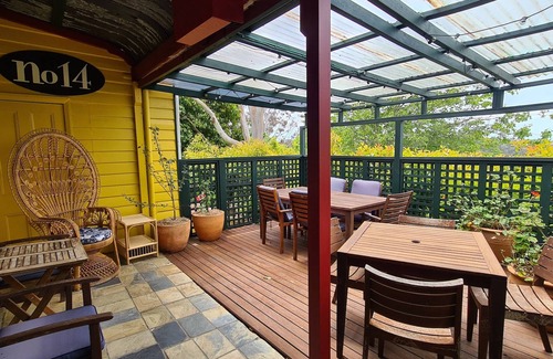 Katoomba House | No.14 - Unique Blue Mountains Home Away from Home