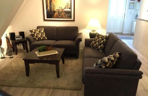 Bielenberg Apartment | No 3 - Krautsand Comfortable Vacation Home