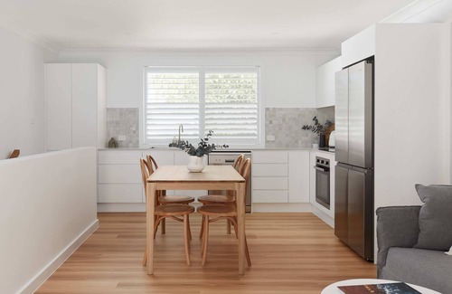 Nelson Bay House | No 3 Luana - Pet friendly holiday townhouse