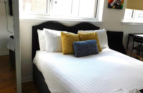 Lanark Apartment | No 3 - Modern Studio Apartment in Lanark Town Centre