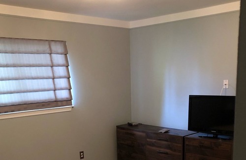 Farmington Hills House | No Cleaning Fee! 2-Bedroom Home with Library Room, 2 living spaces