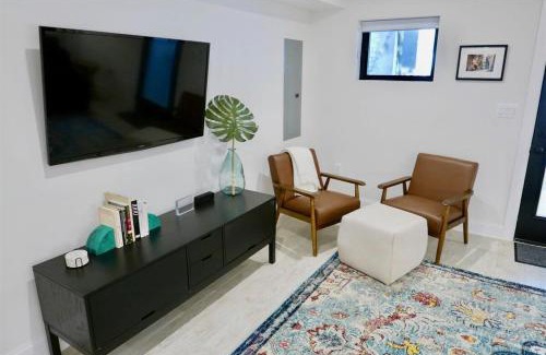 Near Northeast Apartment | No More Looking-Parking